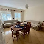 Ed\'S Apartment Near City Center